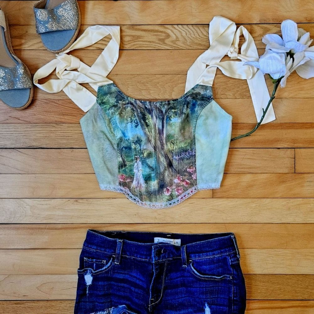 Classic Printed Corser With Ribbon Straps